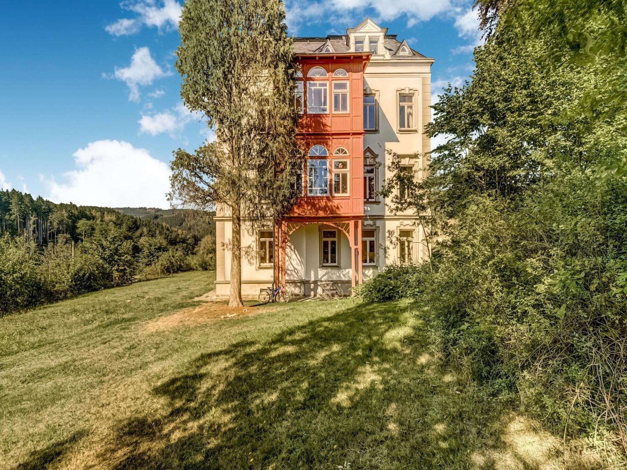 Alluring Villa In Grunhainichen Borstendorf With Garden Leubsdorf Экстерьер фото